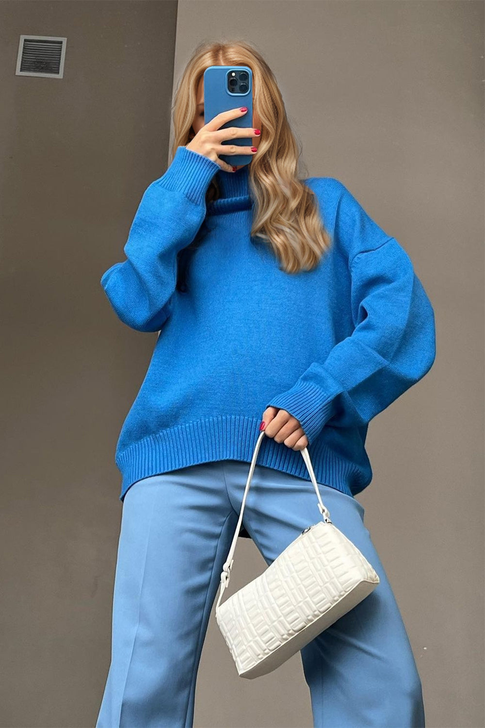 Turtleneck Dropped Shoulder Long Sleeve Sweater