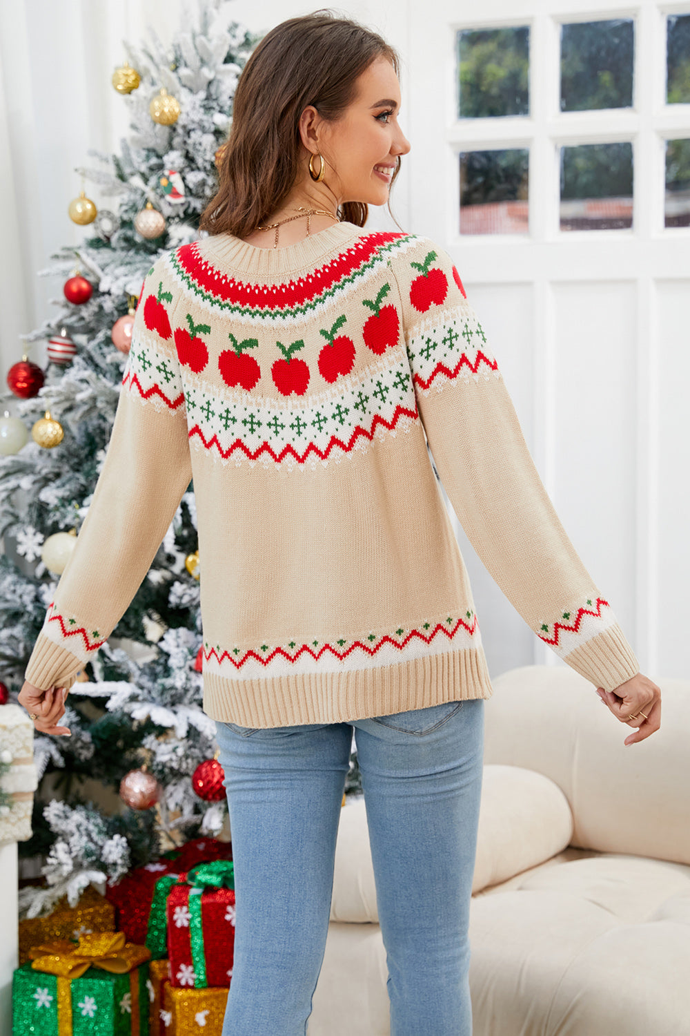 Graphic Round Neck Long Sleeve Sweater