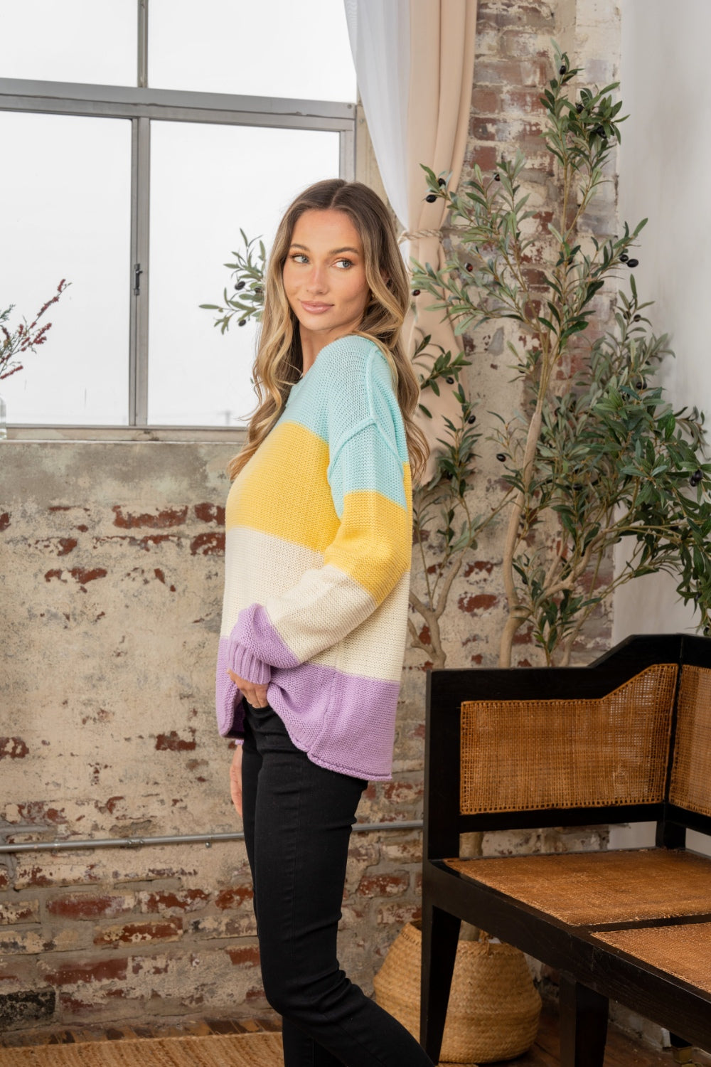 Color Block Exposed Seam Sweater