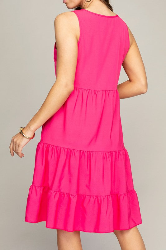 sleeveless tiered dress