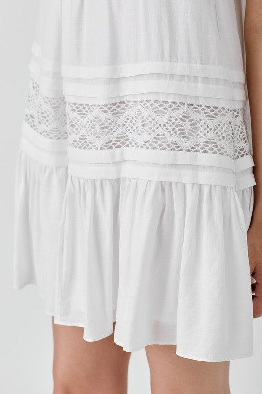 HALTER NECK TRIM LACE WITH FOLDED DETAIL DRESS