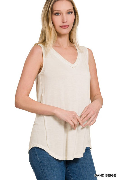 WASHED SLEEVELESS V-NECK TOP W HI-LOW HEM