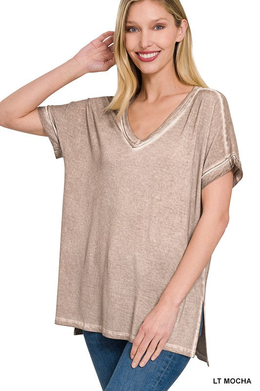 WASHED SHORT SLEEVE V-NECK TOP W HI-LOW HEM