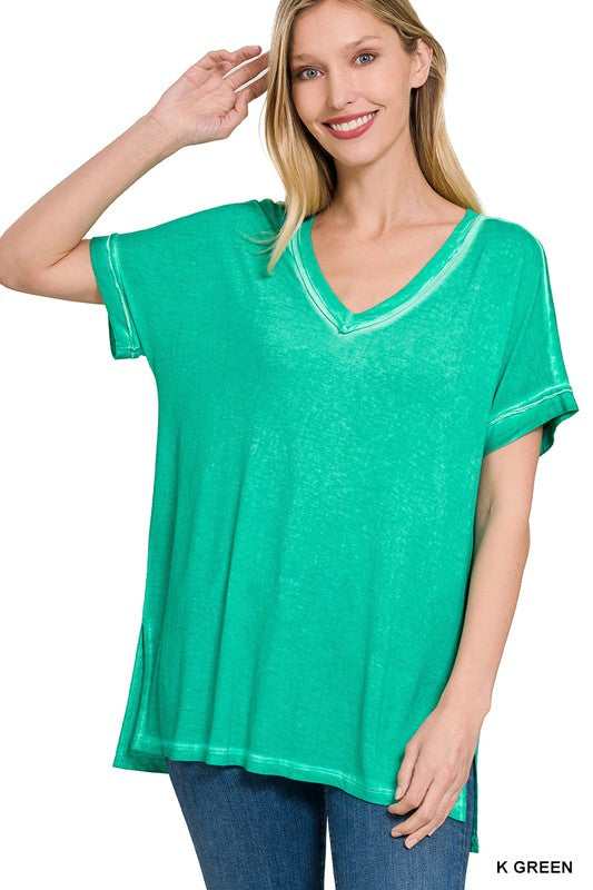 WASHED SHORT SLEEVE V-NECK TOP W HI-LOW HEM