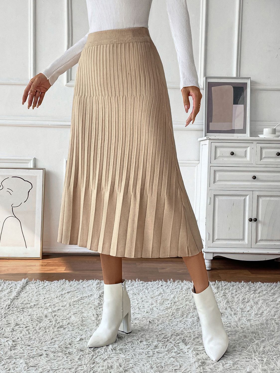 Pleated Midi Sweater Skirt