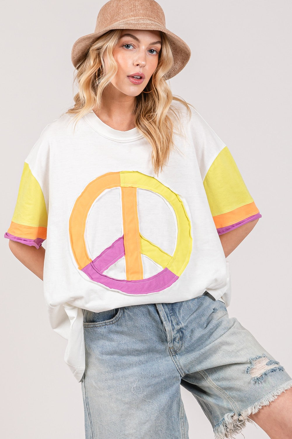 Color Block Peace Applique T-Shirt