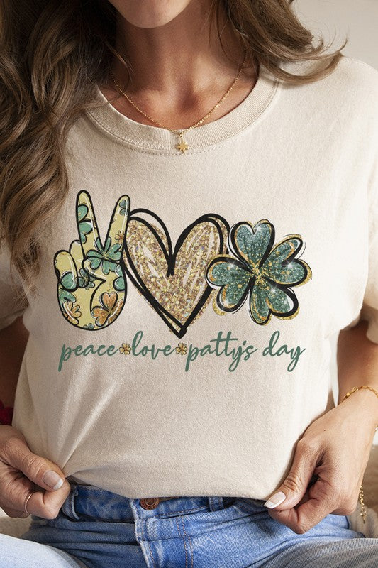 St Patrick's Day Peace Love Pattys Day Tee