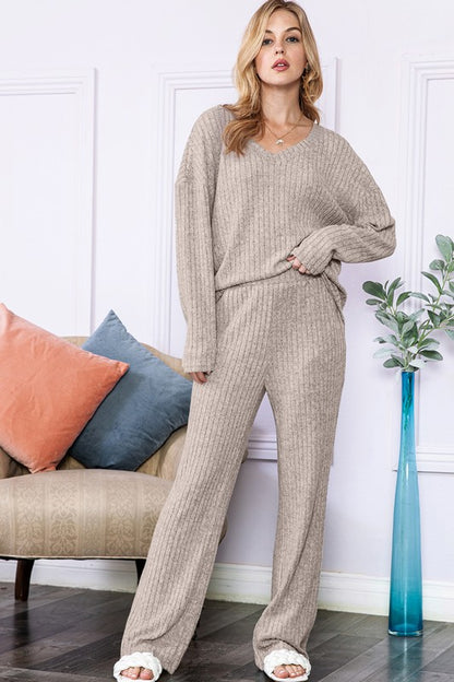 Slouchy Beige ribbed knit loungewear set