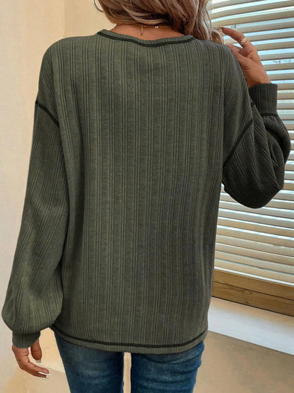 Contrast Stitching Round Neck Long Sleeve T-Shirt