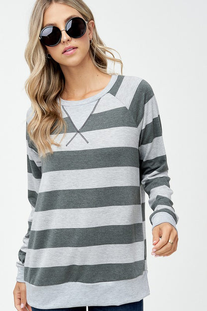 BIG STRIPE SWEATSHIRT TOP