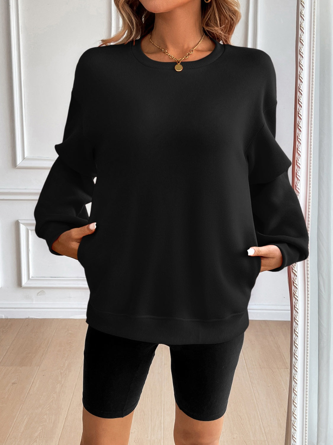 Round Neck Long Sleeve Sweatshirt