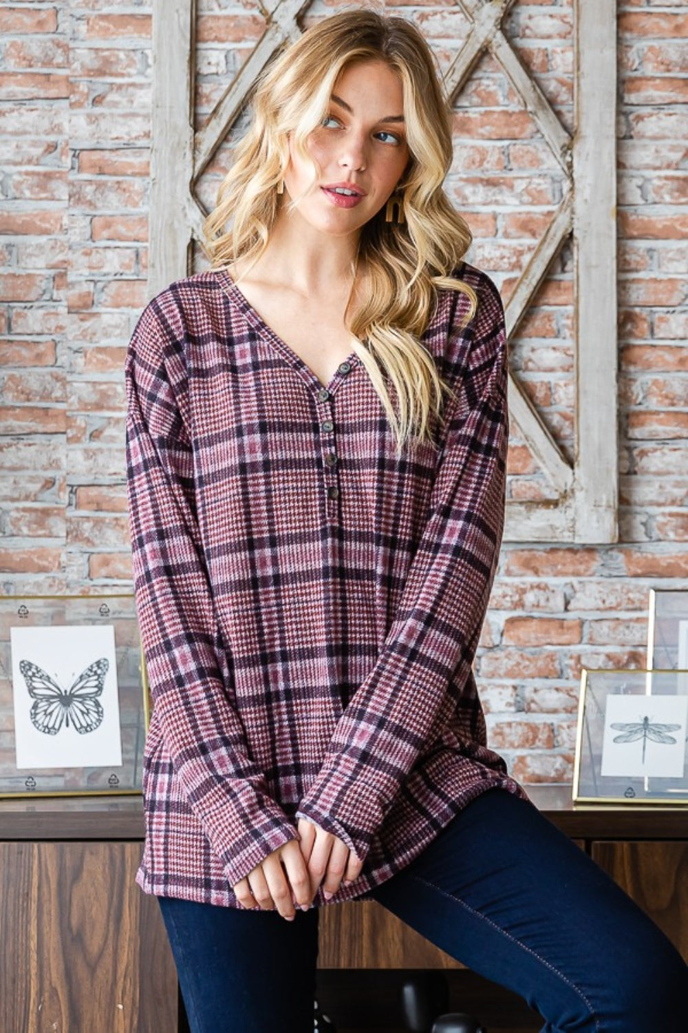 Plaid V-Neck Long Sleeve Top