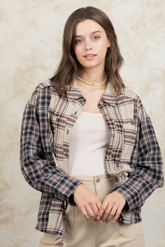 Plaid Collared Neck Button Up Long Sleeve Shirt