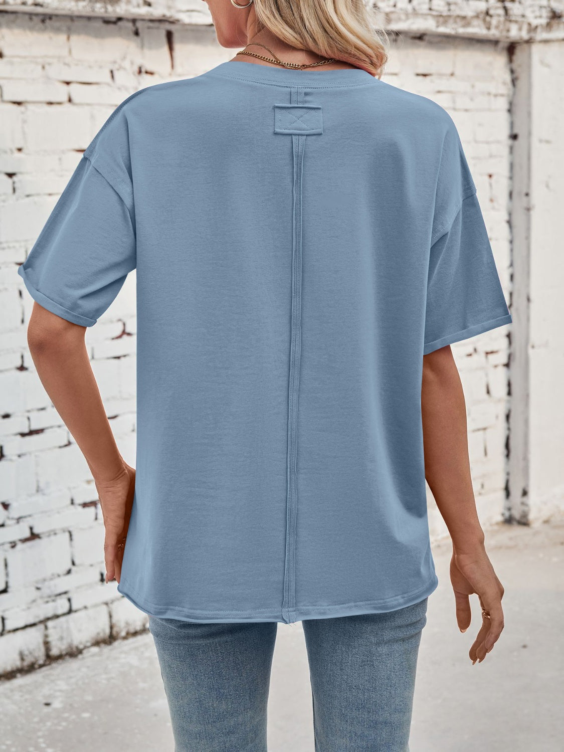 Exposed Seam Round Neck Half Sleeve T-Shirt
