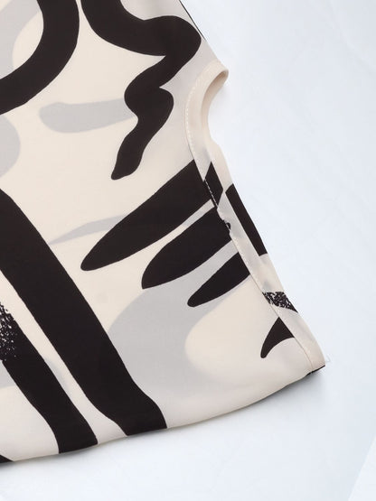 Printed Notched Half Sleeve Blouse