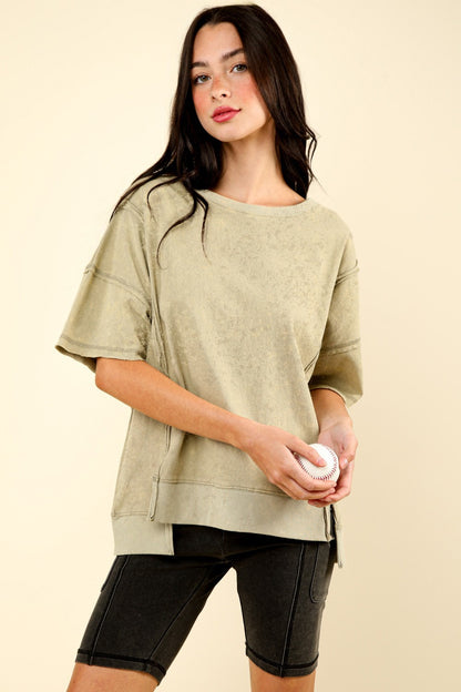 Round Neck Exposed Seam Slit T-Shirt