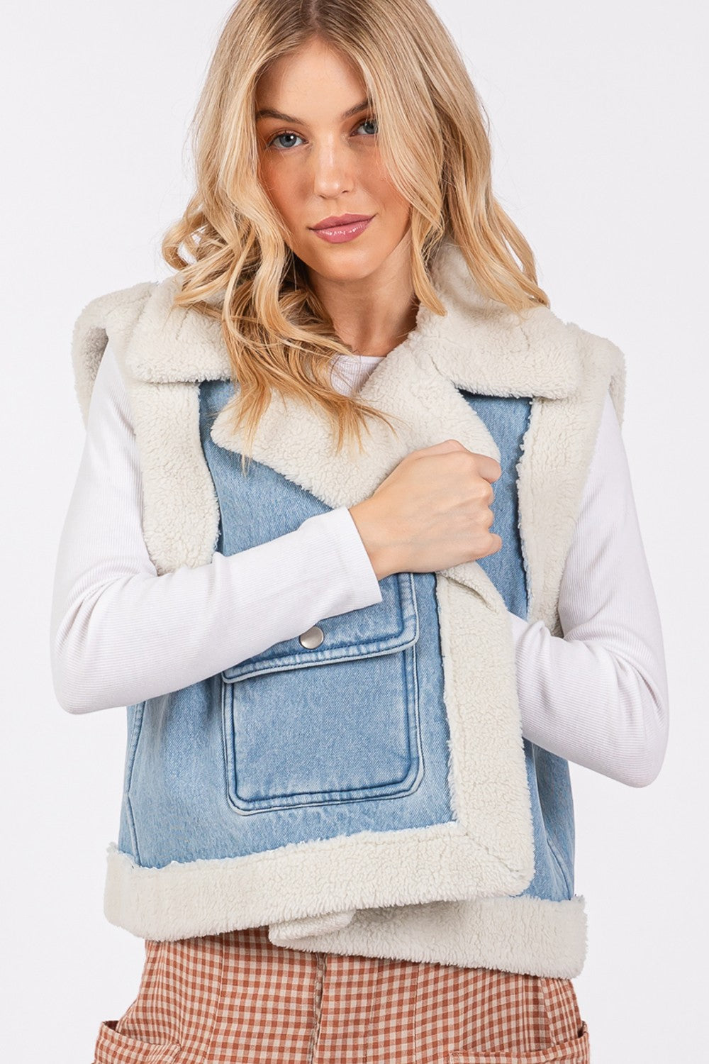 Pocketed Collared Neck Sherpa Vest