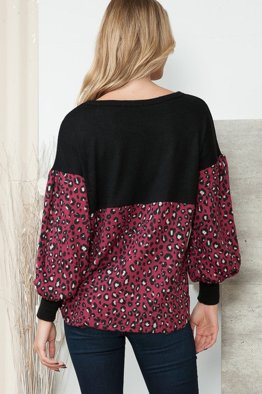 Leopard Print Contrasted Balloon Sleeve Sweater