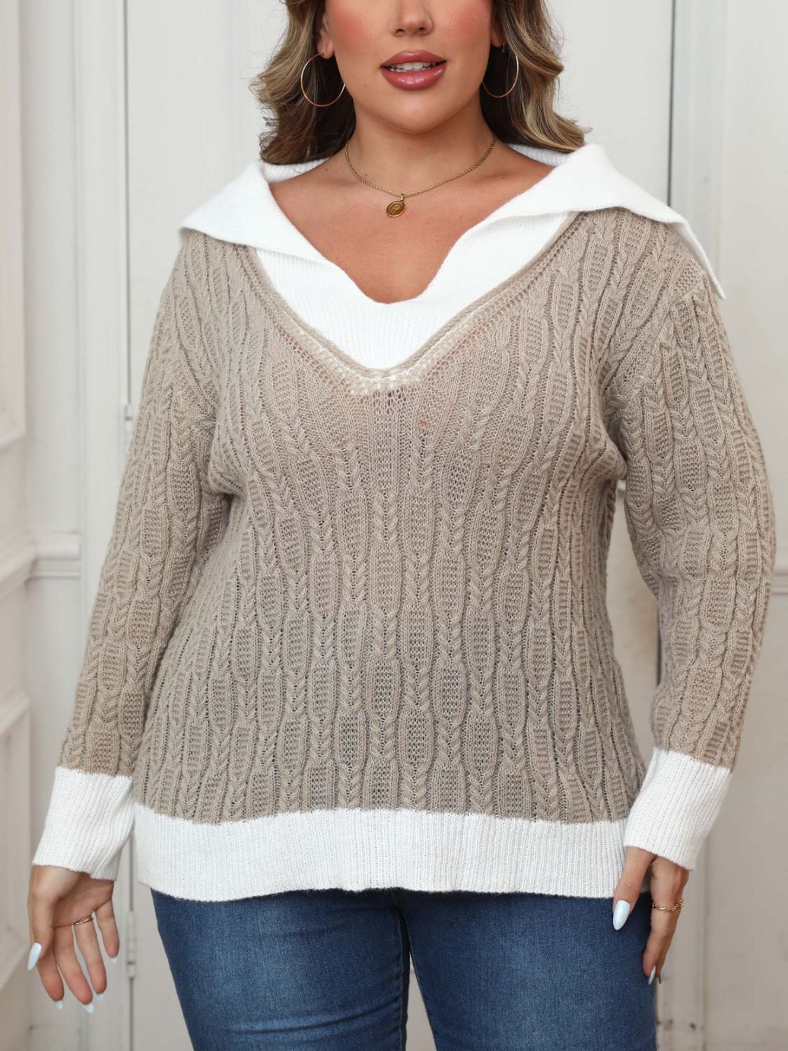 Contrast Trim Collared Neck Sweater