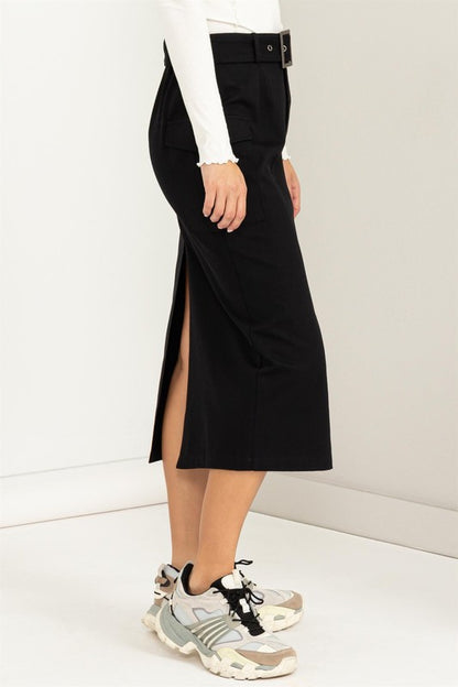 PROFESSIONAL POISE  BUCKLED BELT CARGO SKIRT