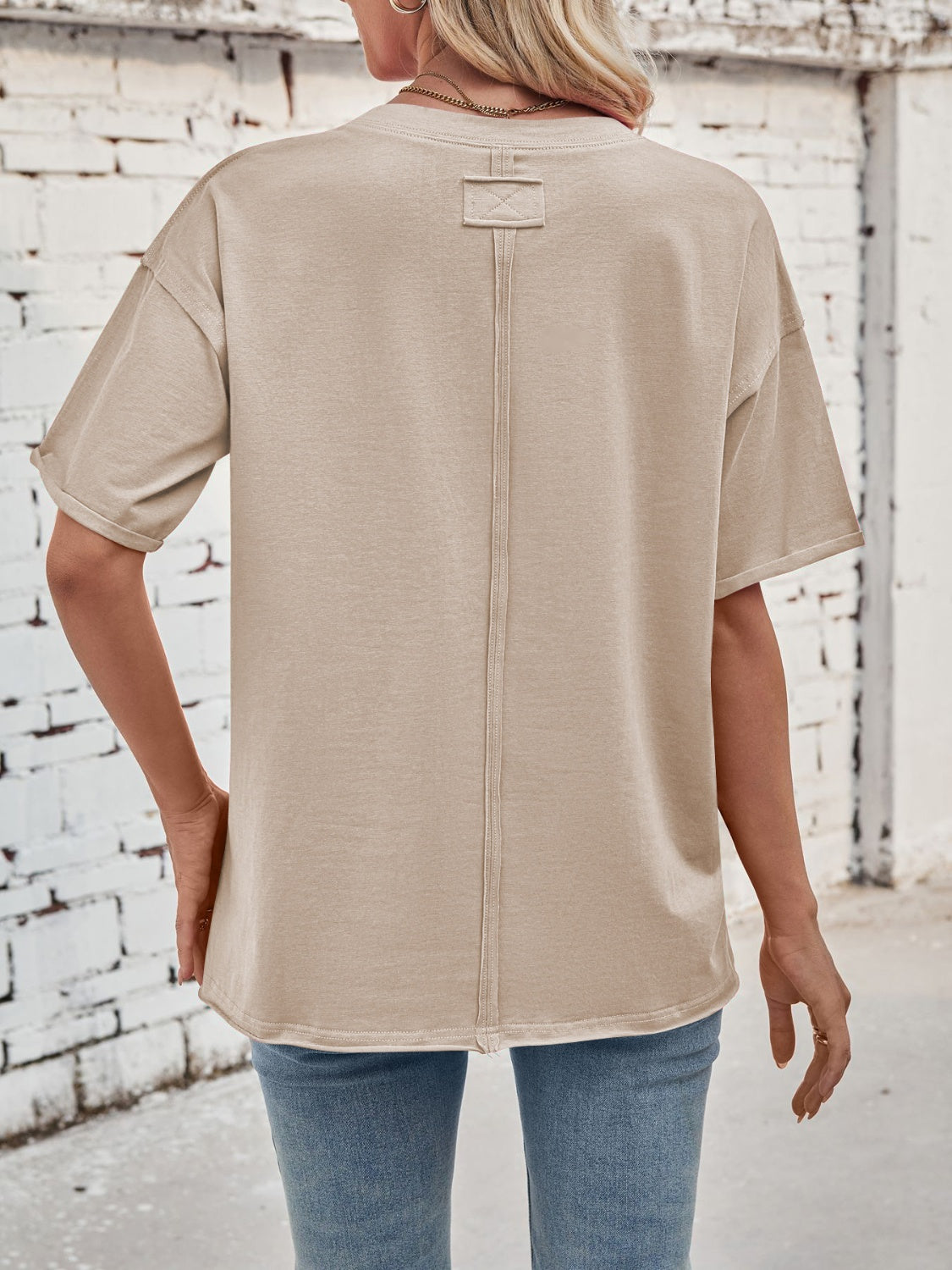 Exposed Seam Round Neck Half Sleeve T-Shirt