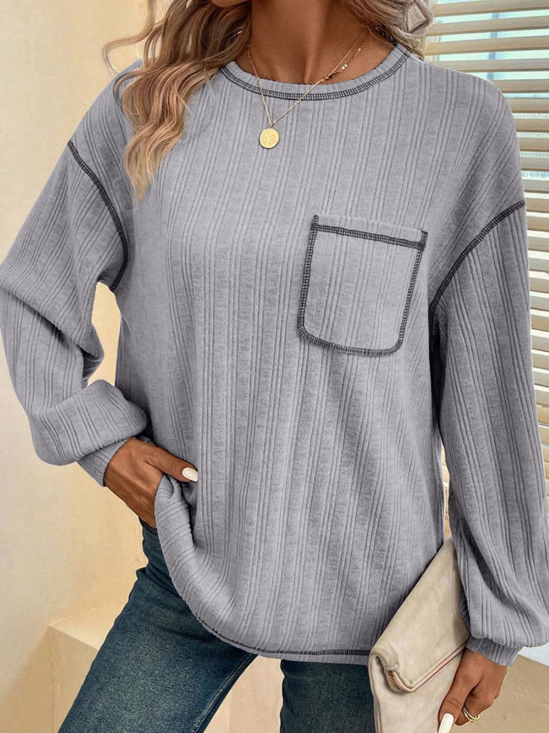Contrast Stitching Round Neck Long Sleeve T-Shirt