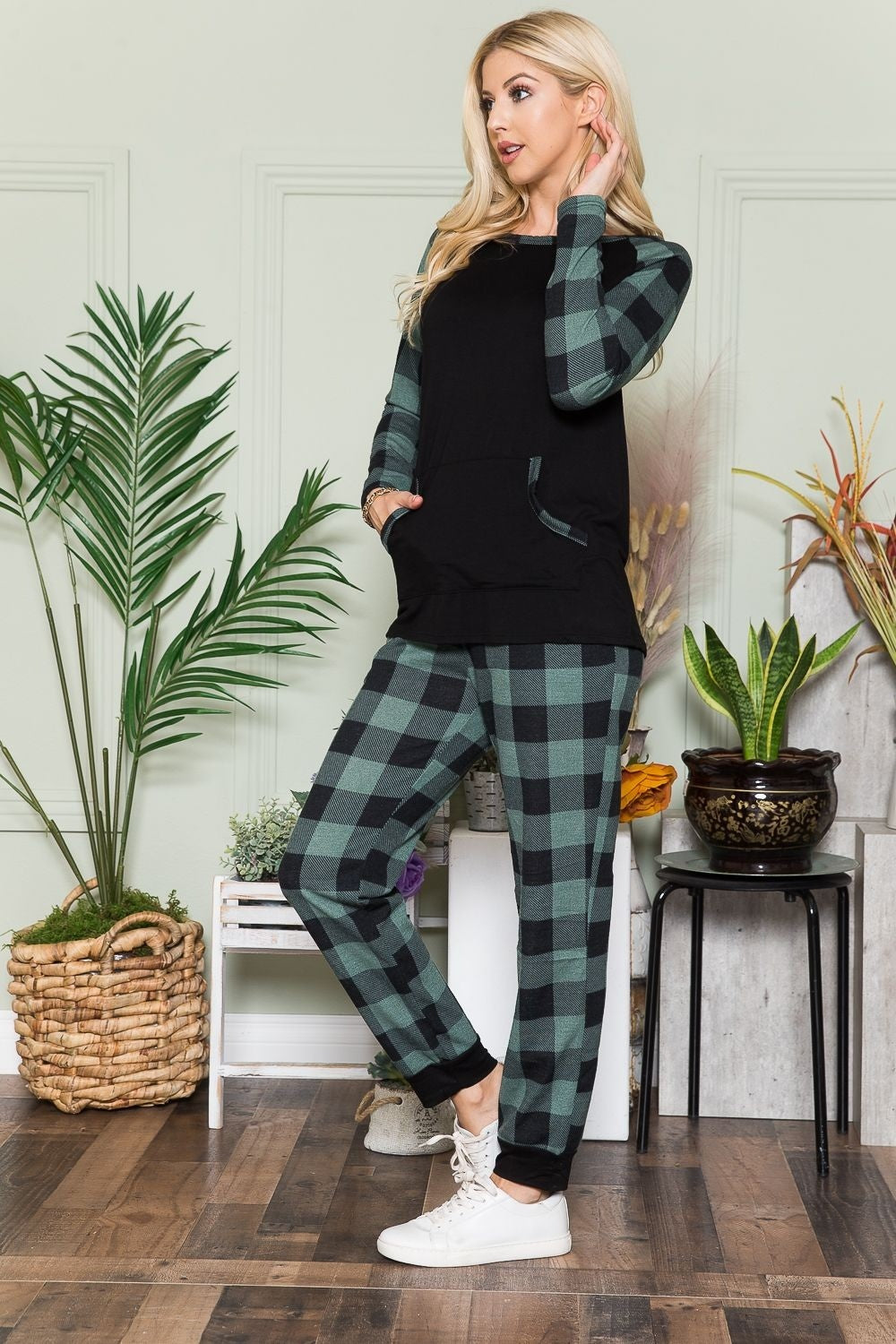 Plaid Long Sleeve T-Shirt with Pockets