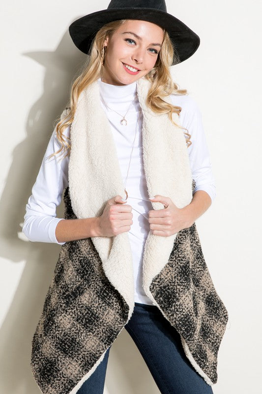 WARM CHECKER PLAID VEST