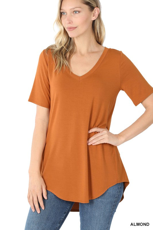 LUXE RAYON SHORT SLEEVE V-NECK HI-LOW HEM TOP