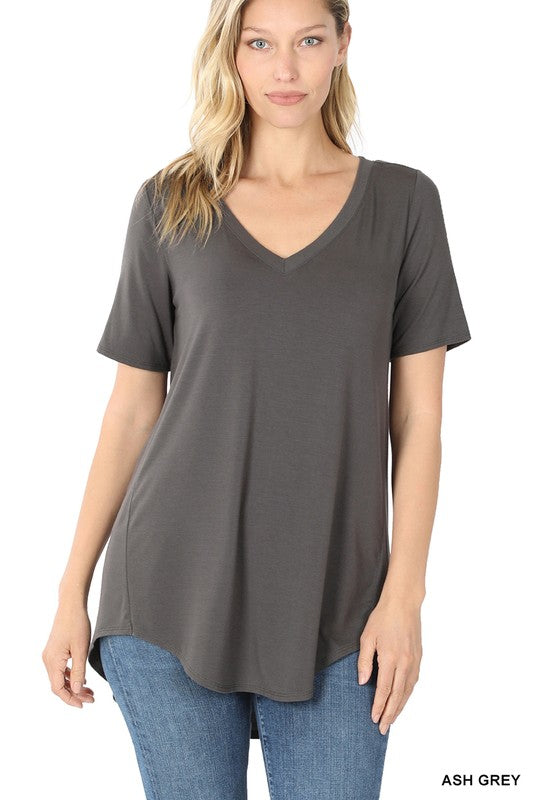 LUXE RAYON SHORT SLEEVE V-NECK HI-LOW HEM TOP