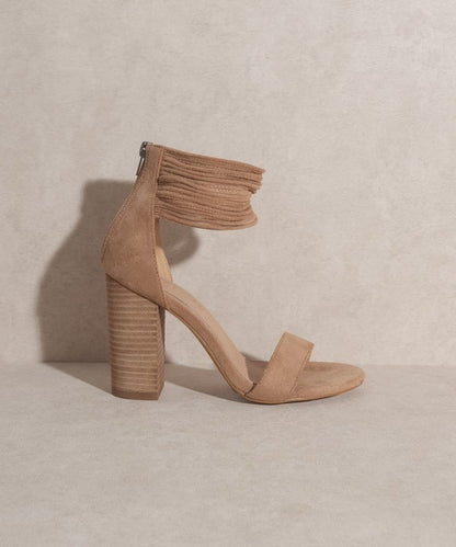 OASIS SOCIETY Blair - Thick Ankle Strap Block Heel