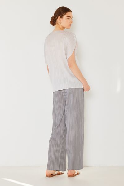 Pleated Elastic-Waist Straight Pants