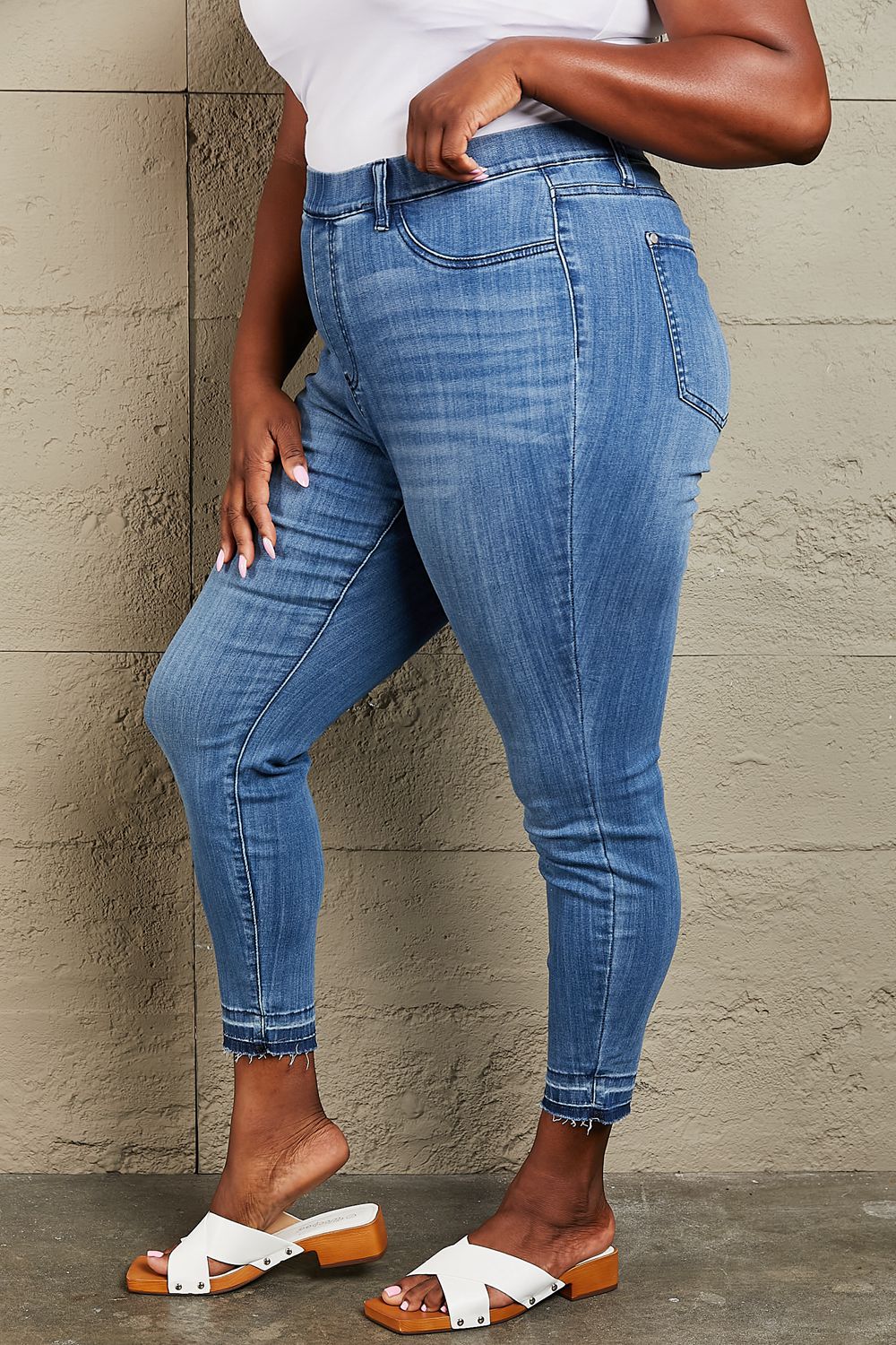 Judy Blue Janavie High Waisted Pull On Skinny Jeans