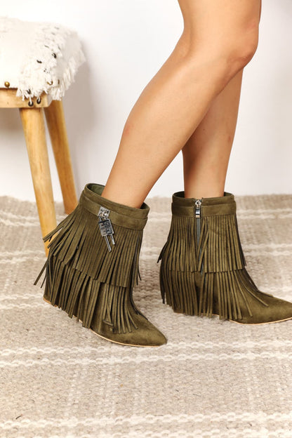 Wild Diva Legend Women's Tassel Wedge Heel Ankle Booties