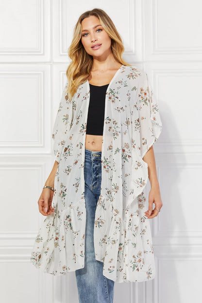 Meadow of Daisies Floral Kimono