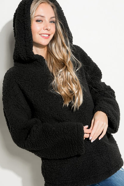 FUZZY FAUX FUR OVERSIZED SWEATSHIRT