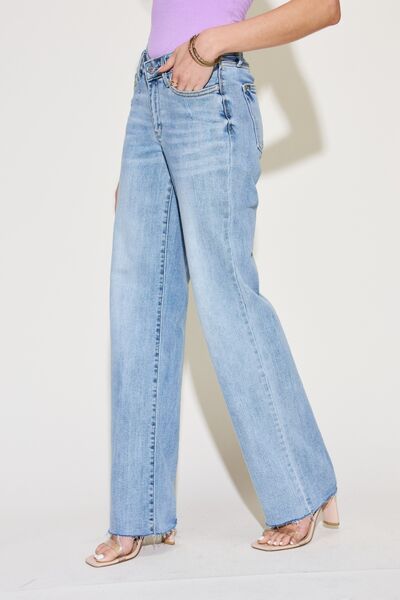 Judy Blue V Front Waistband Straight Jeans